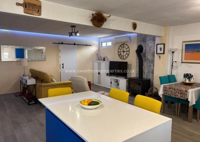 Finca/Casa Rural de 4 habitaciones en Peña de las Águilas, Elche / Elx en venta con piscina garaje - 299.950 € (Ref: 9643402)