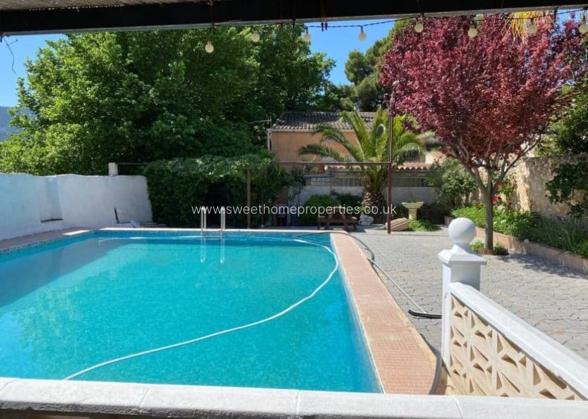 Finca/Casa Rural de 6 habitaciones en Chinorlet / Xinorlet en venta con piscina garaje - 250.000 € (Ref: 9645771)