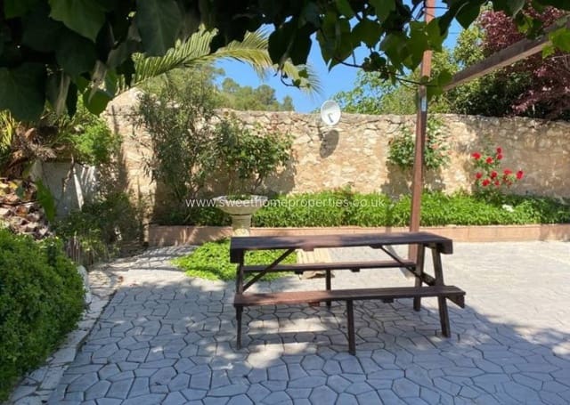 Finca/Casa Rural de 6 habitaciones en Chinorlet / Xinorlet, Monóvar / Monóver en venta con piscina garaje - 250.000 € (Ref: 9645771)