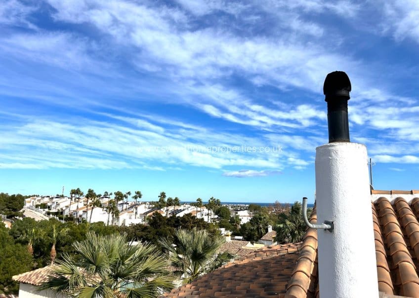 3 quarto Moradia para venda em Villamartin com piscina garagem - 359 500 € (Ref: 9646165)