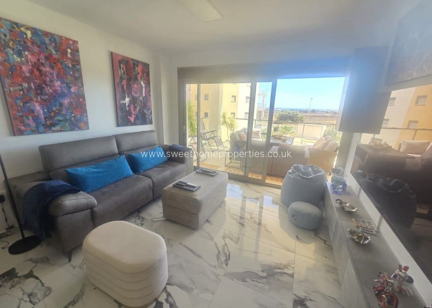 2 bedroom Apartment for sale in Villamartin with pool garage - € 315,000 (Ref: 9653164)