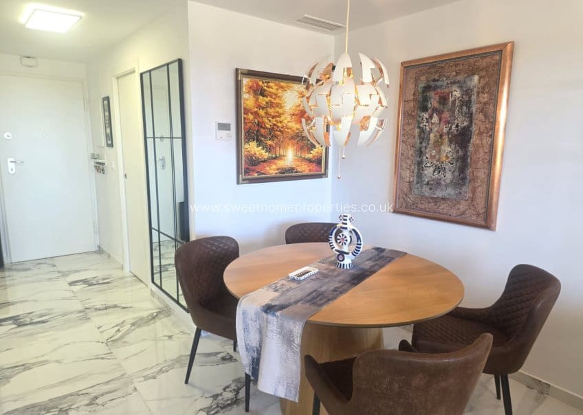 2 bedroom Apartment for sale in Villamartin with pool garage - € 315,000 (Ref: 9653164)