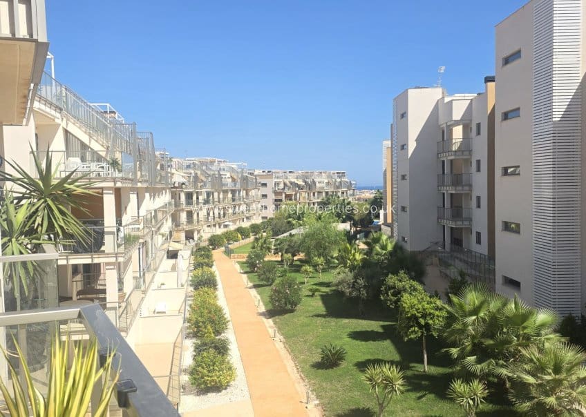 2 bedroom Apartment for sale in Villamartin with pool garage - € 315,000 (Ref: 9653164)