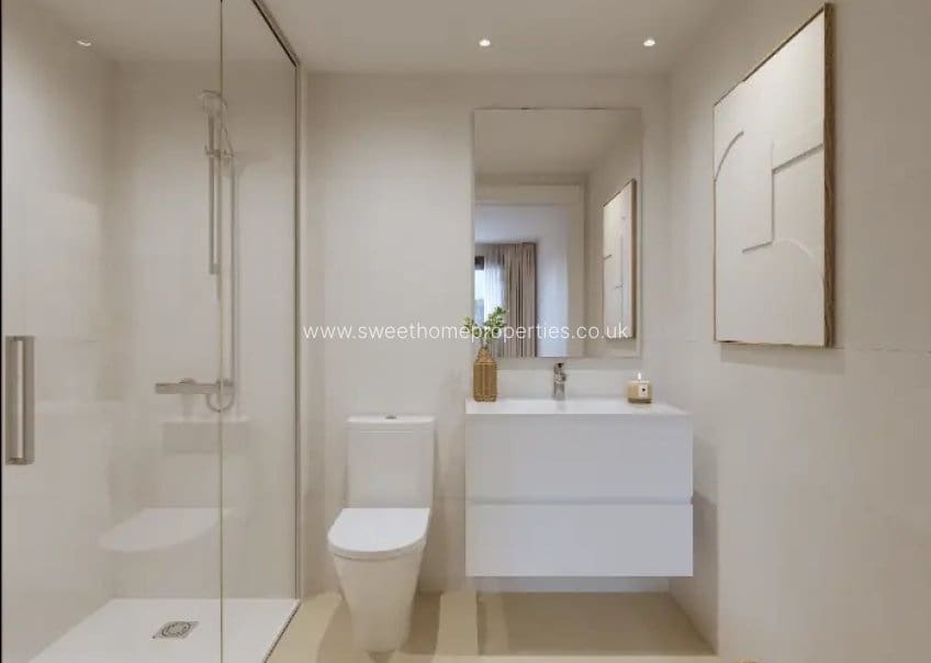 2 bedroom Apartment for sale in Alicante / Alacant city with pool - € 253,500 (Ref: 9665506)