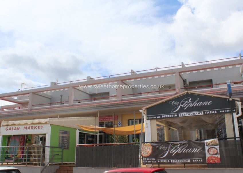 2 soverom Penthouse til salgs i Villamartin - € 148 000 (Ref: 9672114)