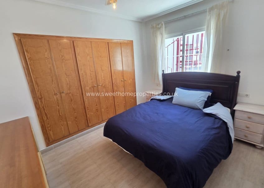 2 soveværelse Penthouse til salg i Villamartin - € 139.900 (Ref: 9672114)