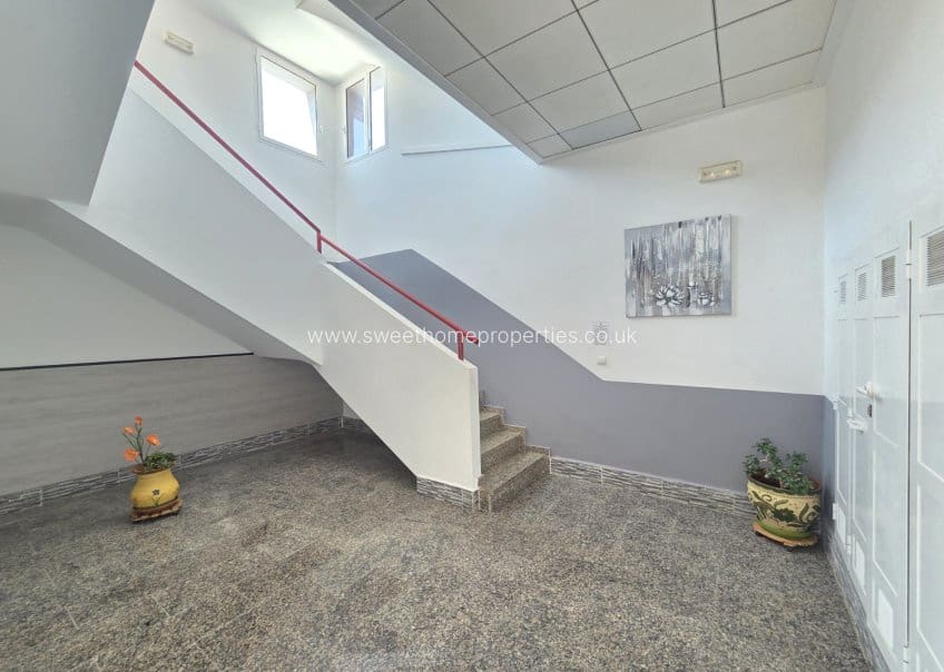 2 soveværelse Penthouse til salg i Villamartin - € 139.900 (Ref: 9672114)