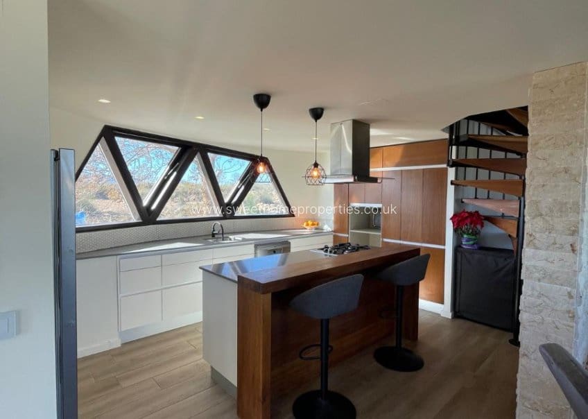 3 bedroom Finca/Country House for sale in Pinoso - € 315,000 (Ref: 9674560)