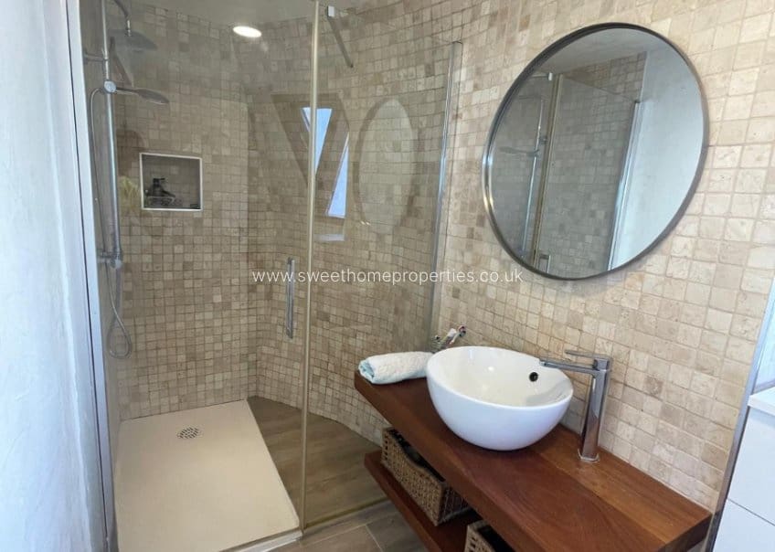 3 bedroom Finca/Country House for sale in Pinoso - € 315,000 (Ref: 9674560)