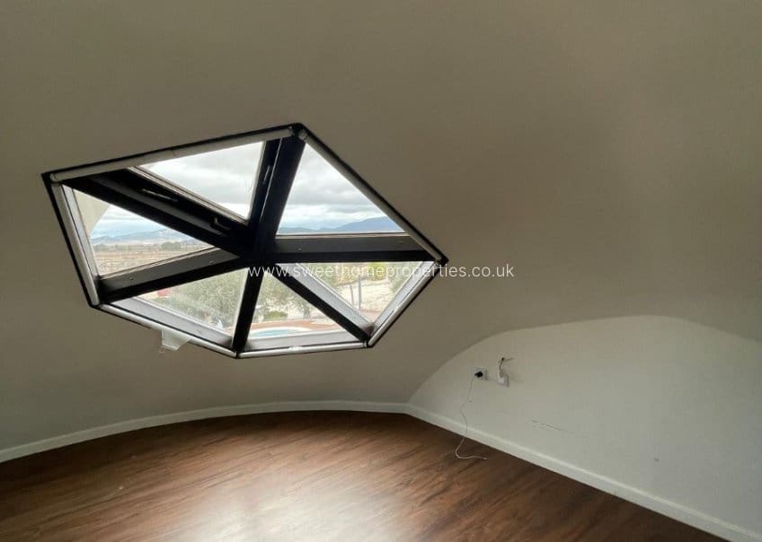 3 bedroom Finca/Country House for sale in Pinoso - € 315,000 (Ref: 9674560)