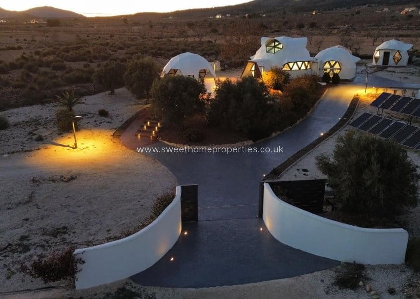 3 bedroom Finca/Country House for sale in Pinoso - € 315,000 (Ref: 9674560)