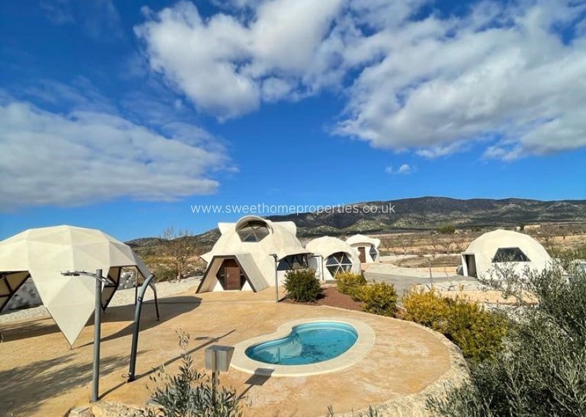 3 bedroom Finca/Country House for sale in Pinoso - € 315,000 (Ref: 9674560)