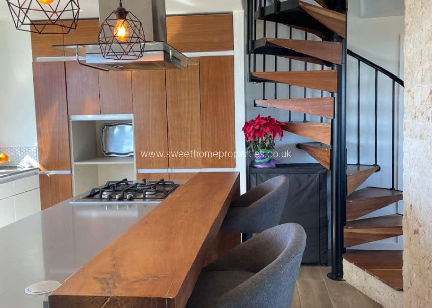 3 bedroom Finca/Country House for sale in Pinoso - € 315,000 (Ref: 9674560)