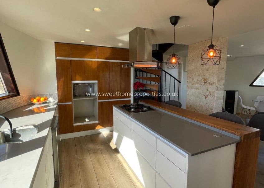 3 bedroom Finca/Country House for sale in Pinoso - € 315,000 (Ref: 9674560)