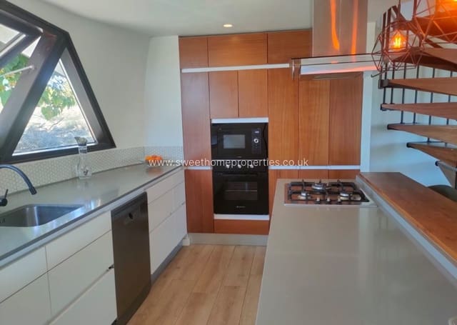 Finca/Casa Rural de 3 habitaciones en Pinoso en venta con piscina garaje - 315.000 € (Ref: 9674560)