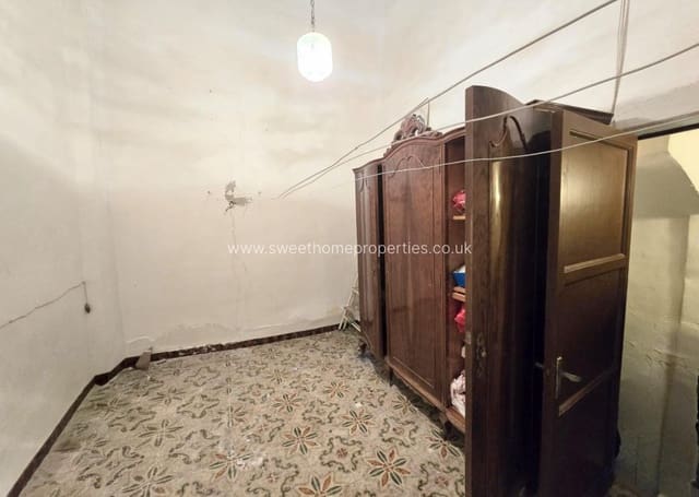 4 bedroom Townhouse for sale in Aspe - € 76,050 (Ref: 9675067)