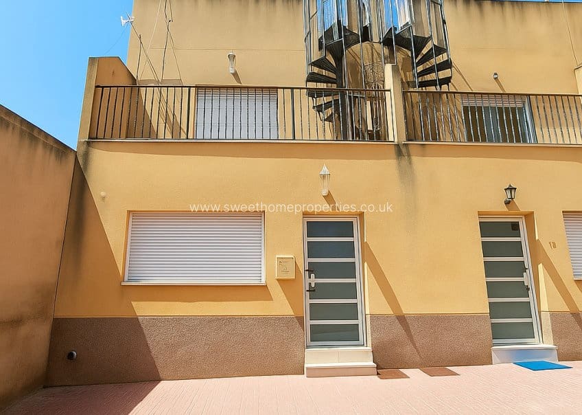 3 quarto Casa em Banda para venda em Hondon de los Frailes com piscina - 150 000 € (Ref: 9694038)