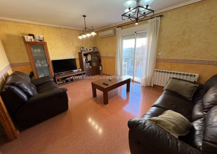 3 bedroom Townhouse for sale in Hondon de las Nieves with garage - € 171,000 (Ref: 9699111)