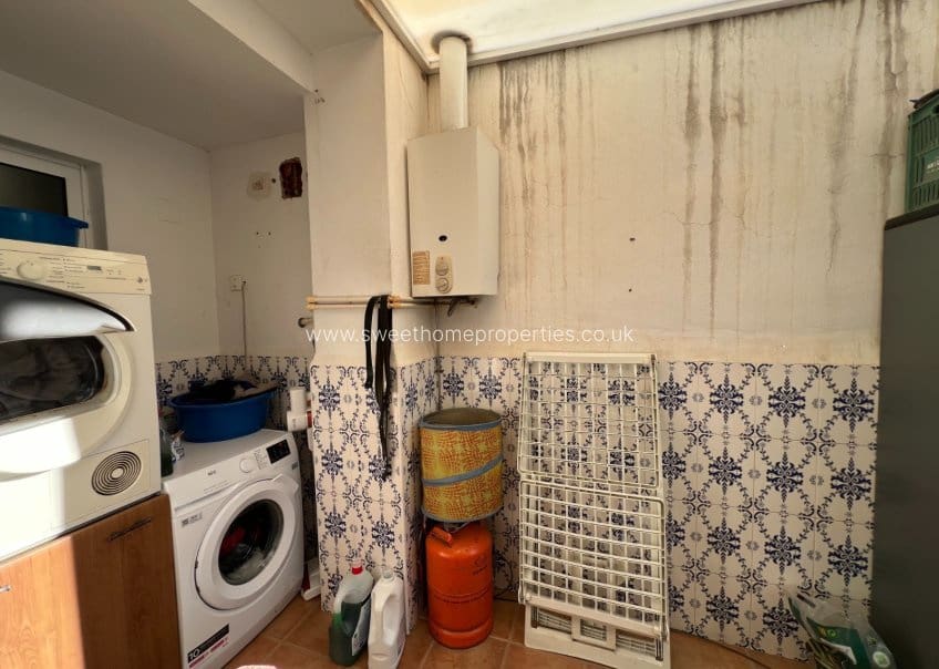 3 bedroom Townhouse for sale in Hondon de las Nieves with garage - € 171,000 (Ref: 9699111)