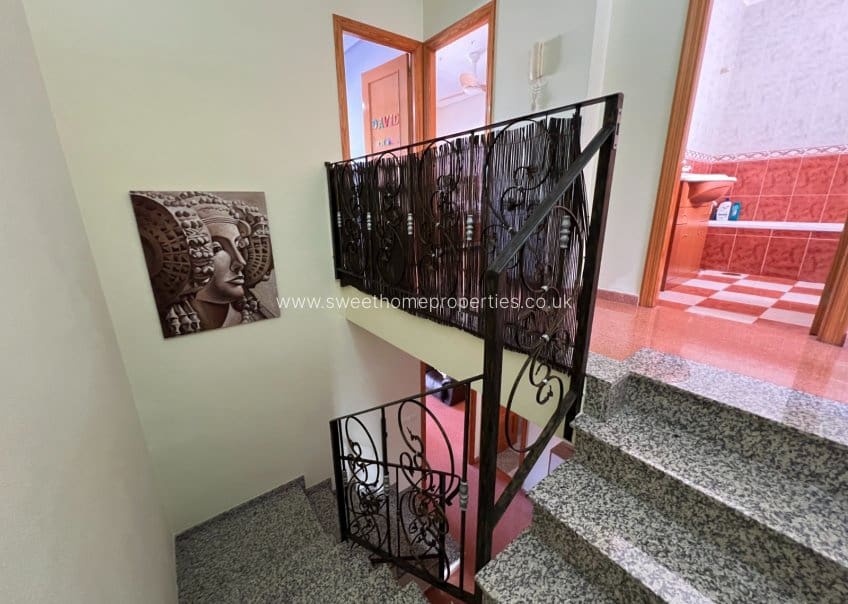 3 bedroom Townhouse for sale in Hondon de las Nieves with garage - € 171,000 (Ref: 9699111)