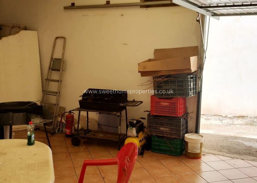 3 bedroom Townhouse for sale in Hondon de las Nieves with garage - € 171,000 (Ref: 9699111)