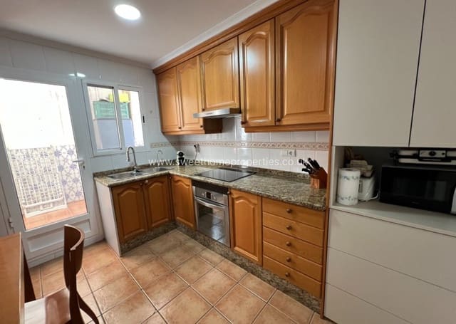 Casa de 3 habitaciones en Hondón de las Nieves en venta con garaje - 171.000 € (Ref: 9699111)