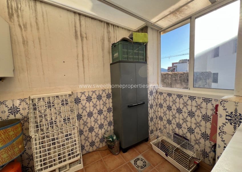 3 bedroom Townhouse for sale in Hondon de las Nieves with garage - € 171,000 (Ref: 9699111)