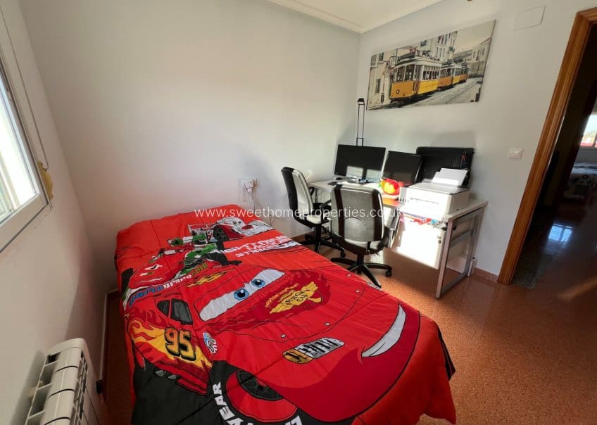 3 bedroom Townhouse for sale in Hondon de las Nieves with garage - € 171,000 (Ref: 9699111)