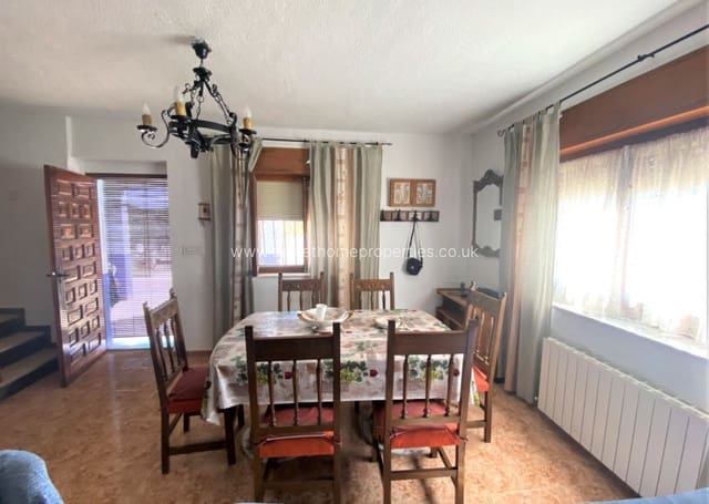 4 soveværelse Finca/Landehus til salg i Sax med swimmingpool garage - € 350.000 (Ref: 9715590)