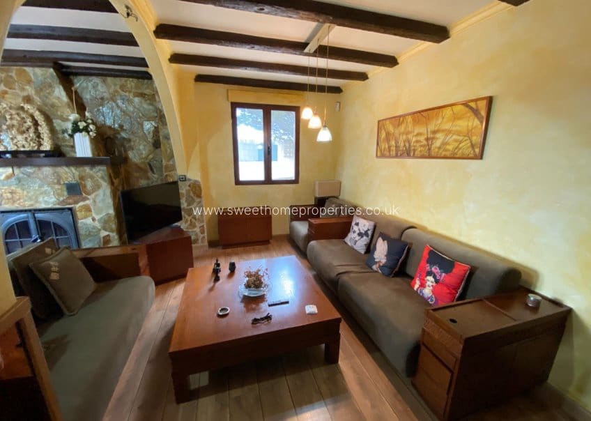 2 soveværelse Finca/Landehus til salg i Sax med swimmingpool garage - € 240.000 (Ref: 9716619)