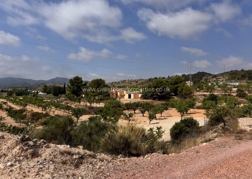 3 soveværelse Finca/Landehus til salg i Monovar / Monover med swimmingpool garage - € 259.995 (Ref: 9716620)