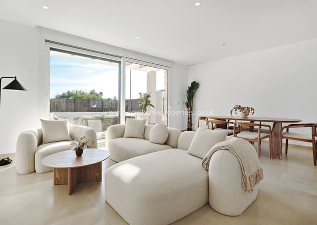 3 makuuhuone Huvila myytävänä paikassa Orihuela Costa, Orihuela mukana uima-altaan 
autotalli - 760 000 € (Ref: 9716621)