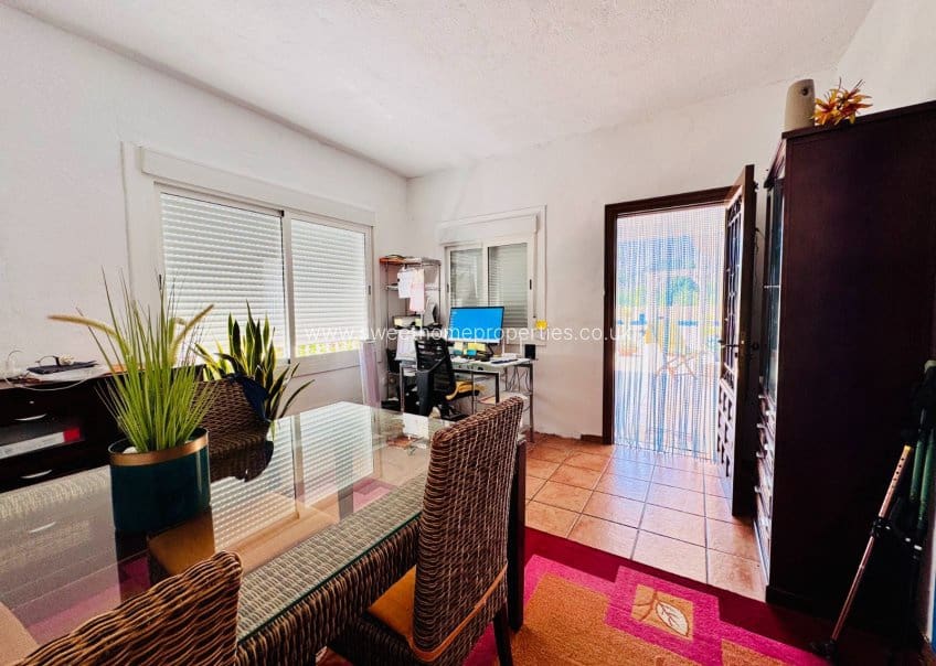 4 bedroom Villa for sale in Aspe with pool garage - € 395,000 (Ref: 9716622)