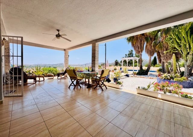 4 Zimmer Villa zu verkaufen in Aspe mit Pool Garage - 395.000 € (Ref: 9716622)