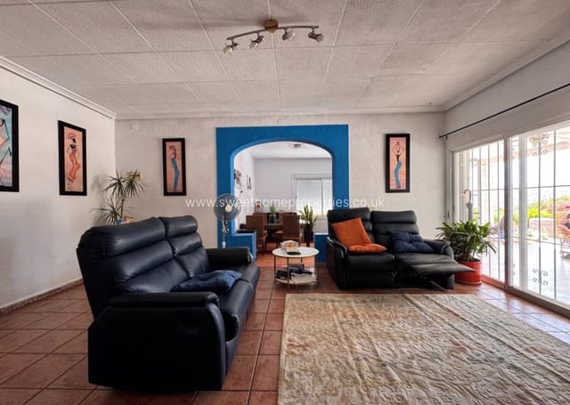 4 Zimmer Villa zu verkaufen in Aspe mit Pool Garage - 395.000 € (Ref: 9716622)