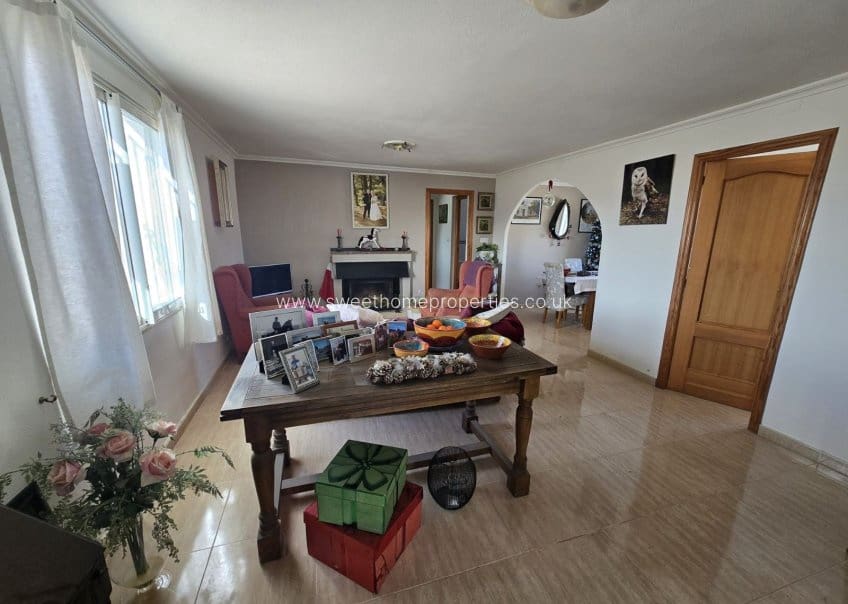 2 bedroom Finca/Country House for sale in Monovar / Monover with pool garage - € 199,999 (Ref: 9720542)