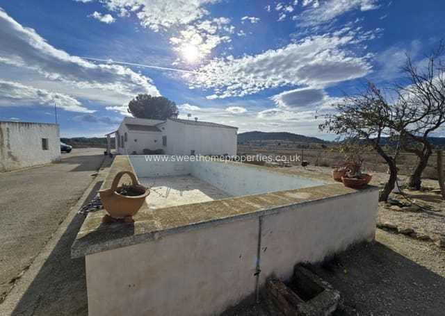 2 bedroom Finca/Country House for sale in Monóvar / Monóver with pool garage - € 199,999 (Ref: 9720542)