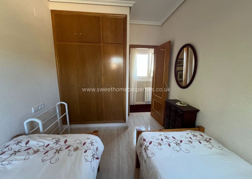 3 soveværelse Finca/Landehus til salg i Sax med swimmingpool garage - € 399.995 (Ref: 9720543)