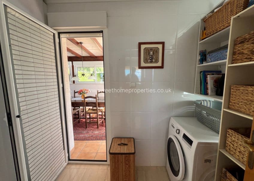 3 soveværelse Finca/Landehus til salg i Sax med swimmingpool garage - € 399.995 (Ref: 9720543)