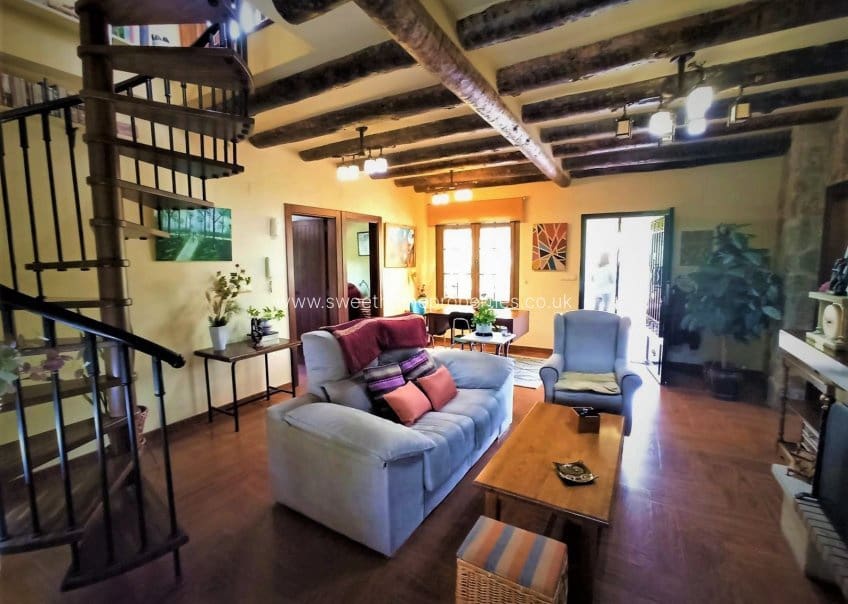 Finca/Casa Rural de 3 habitaciones en Novelda en venta con garaje - 269.995 € (Ref: 9720544)