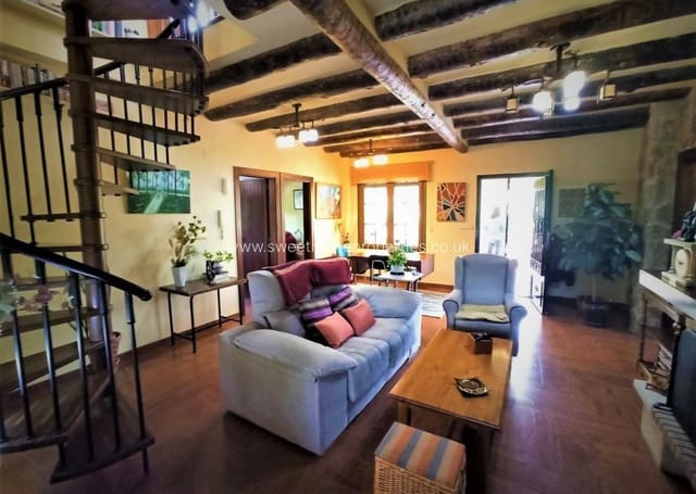 Finca/Casa Rural de 3 habitaciones en Novelda en venta con garaje - 269.995 € (Ref: 9720544)