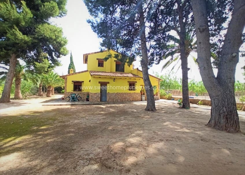 Finca/Casa Rural de 3 habitaciones en Novelda en venta con garaje - 269.995 € (Ref: 9720544)