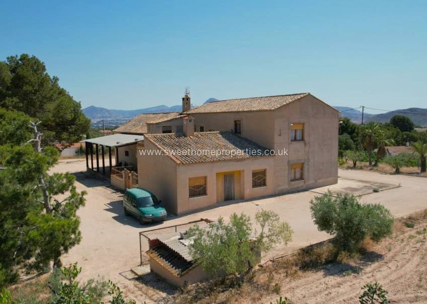 6 bedroom Finca/Country House for sale in Monovar / Monover with pool garage - € 395,000 (Ref: 9720545)