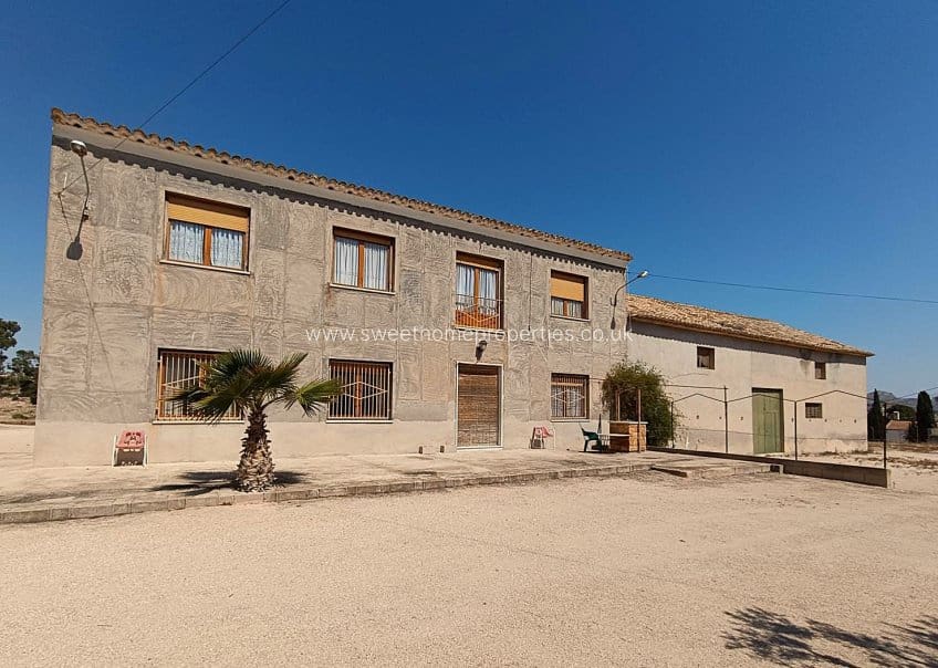6 bedroom Finca/Country House for sale in Monovar / Monover with pool garage - € 395,000 (Ref: 9720545)