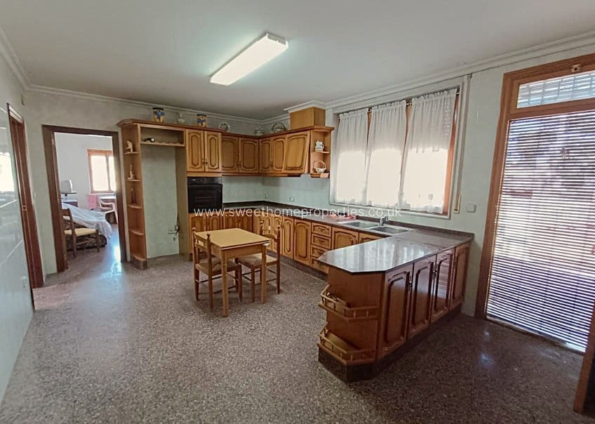 6 bedroom Finca/Country House for sale in Monovar / Monover with pool garage - € 395,000 (Ref: 9720545)