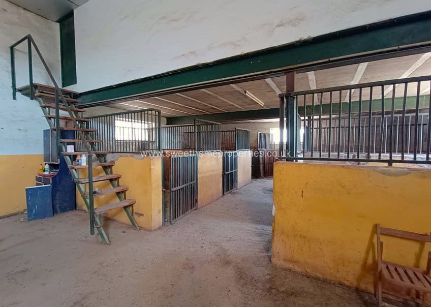 6 bedroom Finca/Country House for sale in Monovar / Monover with pool garage - € 395,000 (Ref: 9720545)