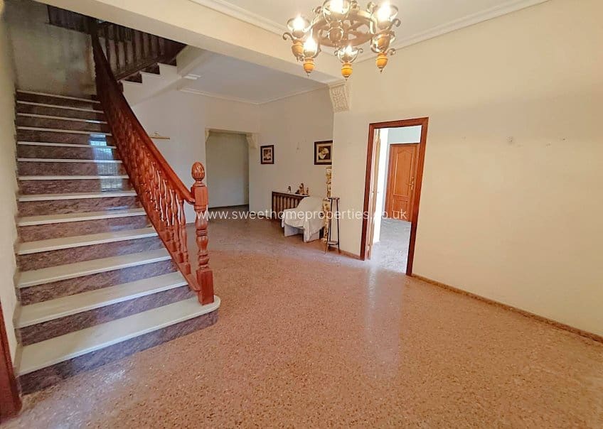 6 bedroom Finca/Country House for sale in Monovar / Monover with pool garage - € 395,000 (Ref: 9720545)