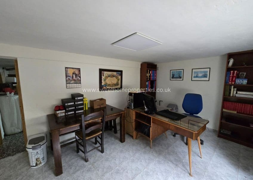 3 soveværelse Finca/Landehus til salg i Sax med swimmingpool garage - € 269.995 (Ref: 9720687)