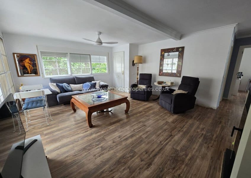 3 soveværelse Finca/Landehus til salg i Sax med swimmingpool garage - € 269.995 (Ref: 9720687)