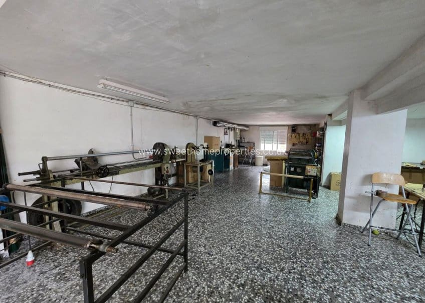 3 soveværelse Finca/Landehus til salg i Sax med swimmingpool garage - € 269.995 (Ref: 9720687)